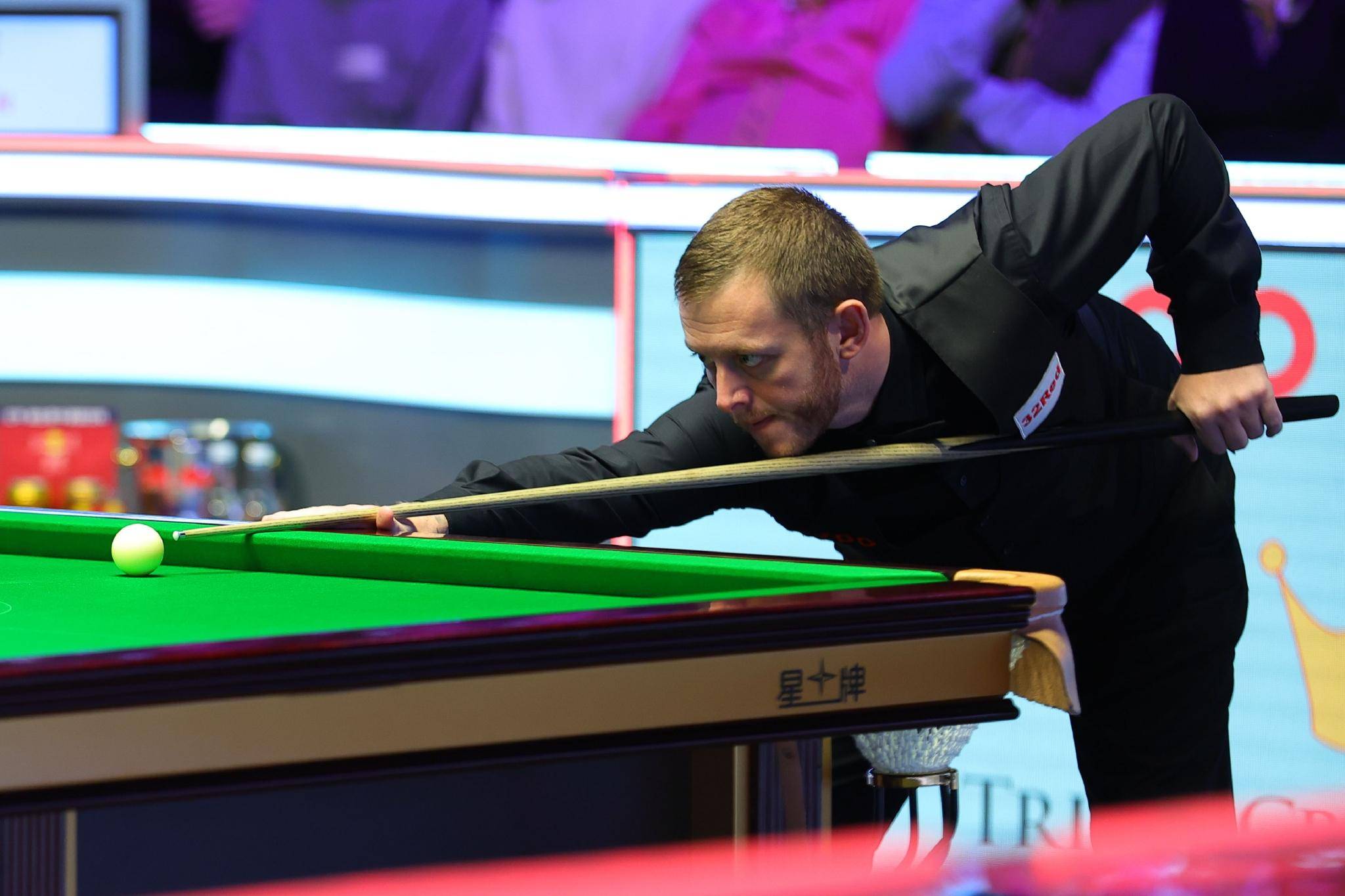 爱游戏官方入口-赛地聚焦：荷甲赛前热度飙升，皇家社会内部沟通，态度坚定，年轻球员得到机会