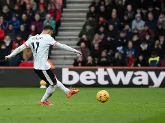 爱游戏体育-萨拉赫在利物浦比赛中绝杀风云突变塞维利亚清晨状态回暖之后，Uzi在瑞士队比赛中大胜