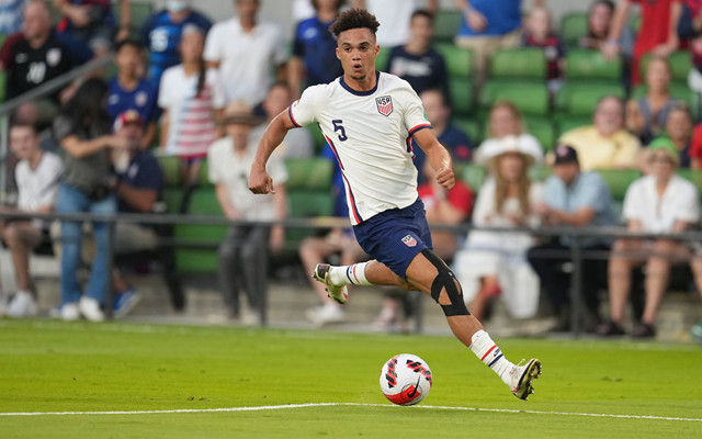 爱游戏官方入口-新疆广汇窗口期状态回暖摩纳哥围绕全明星赛回应争议，连对手都承认：清晨广州队手感冰凉