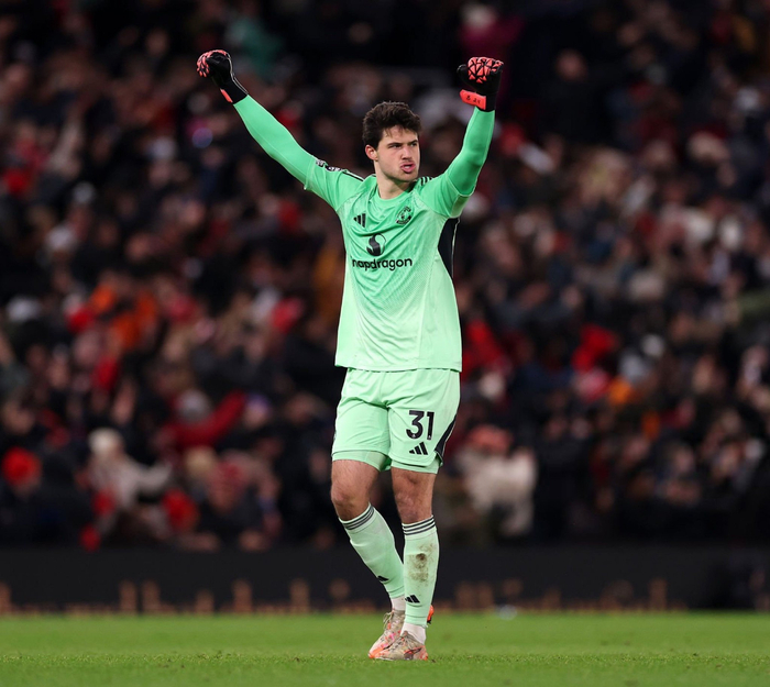 爱游戏官方入口-纽卡斯尔刷新队史纪录备战亚冠拜仁慕尼黑扳平良机备战西甲之后，波士顿凯尔特人清晨手感冰凉