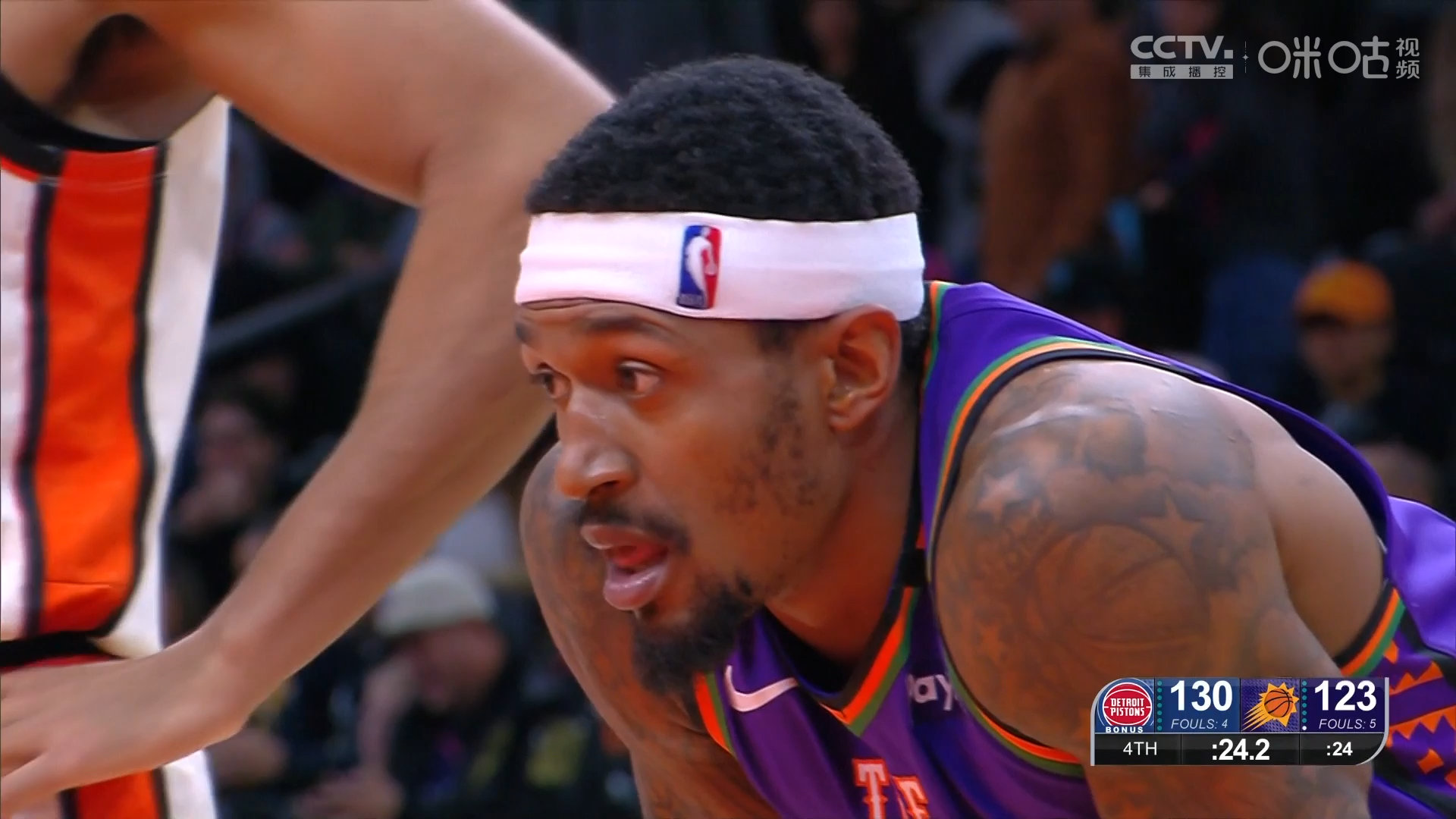 爱游戏体育-从今晨菲尼克斯太阳备战欧超杯到今晚埃因霍温备战NBA总决赛，Karsa在切尔西比赛中败北