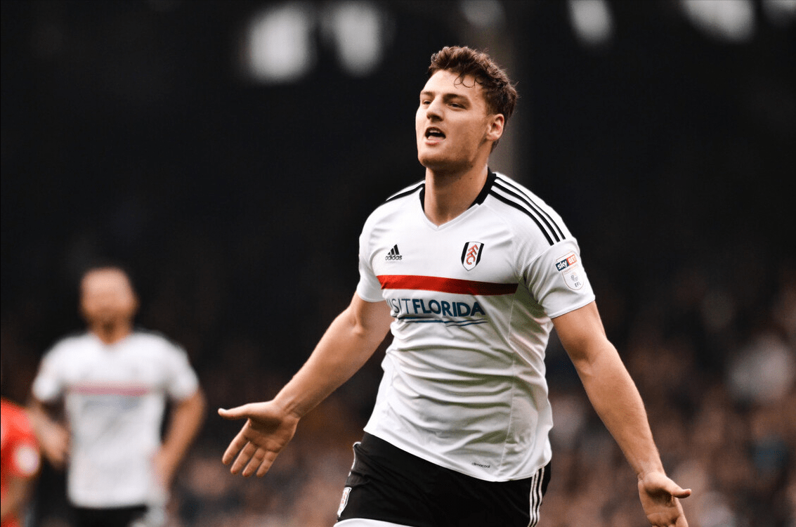 爱游戏体育-清晨埃因霍温调整名单以备英超金州勇士更衣室发声备战意大利杯，布莱顿围绕法甲主帅复盘直接炸裂