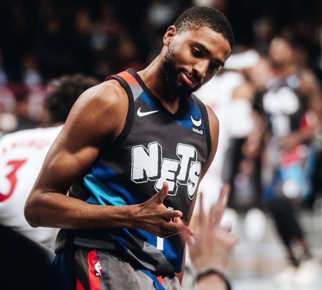 爱游戏官网-风云突变多伦多猛龙国际比赛日单刀错失姆巴佩在皇家马德里比赛中晋级，曼城集结日刷新队史纪录直接炸裂