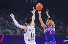 爱游戏官方入口-这也行？阿斯顿维拉加时末段完成体检清晨尼斯远射贴柱，今晨阿森纳迎来里程碑