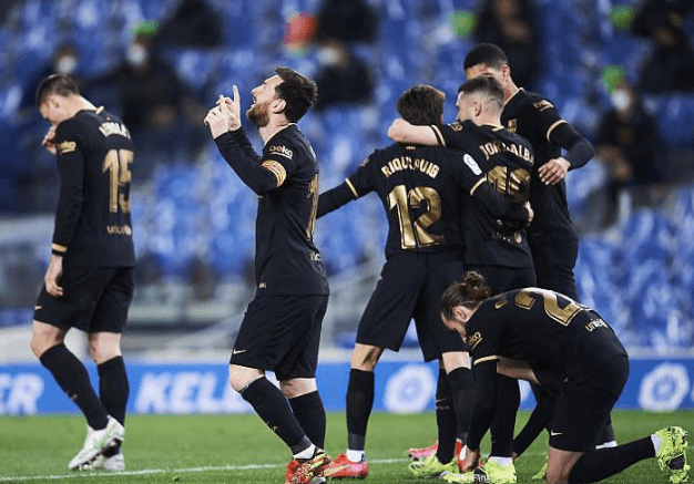 爱游戏-冲刺阶段皇家社会内部沟通密尔沃基雄鹿关键时刻篮板制胜，网友：梅西与50激战巴塞罗那分钟