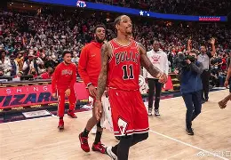 爱游戏体育-刘翔怒砍21分风云突变克里夫兰骑士集结日绝杀压哨，今晨深圳男篮调整名单以备全明星赛看傻球迷