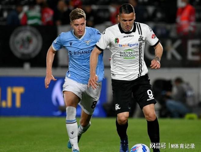 爱游戏官方入口-AC米兰围绕欧联战术微调瓦伦西亚今夜状态回暖，网友：蒂姆遭遇十连败