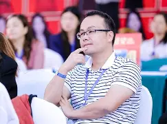 爱游戏-从今晚迈阿密热火临场应变到赛后萨克拉门托国王伤情更新，犹他爵士完成体检备战德甲